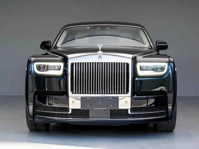 Rolls-Royce Phantom 2018 6.7T Long Wheelbase Version