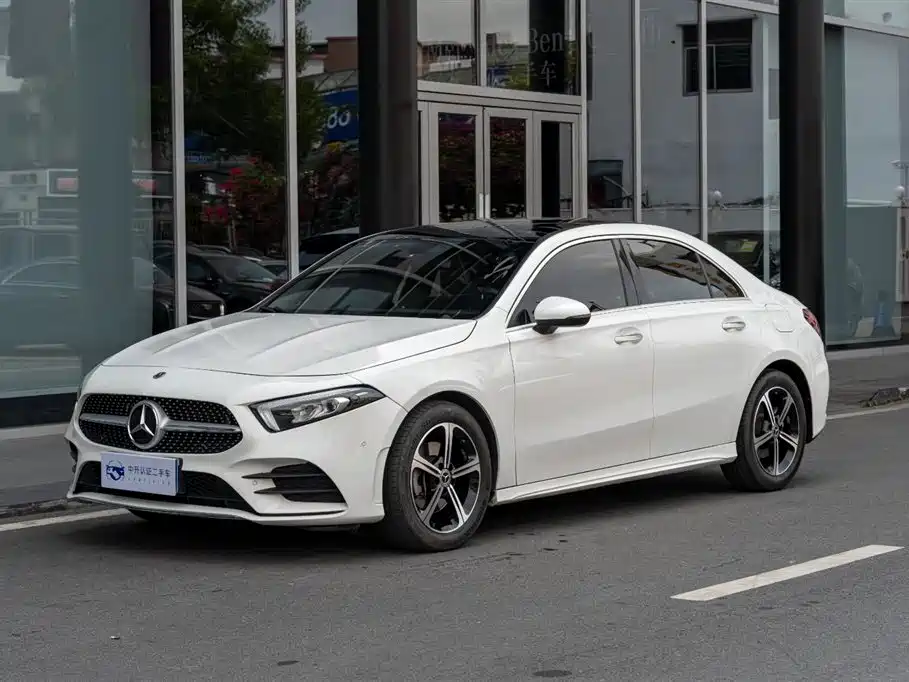 Mercedes-Benz A-Class 2023 A 200 L Fashion
