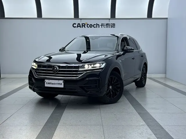 Volkswagen Touareg 2021 2.0TSI R-Line