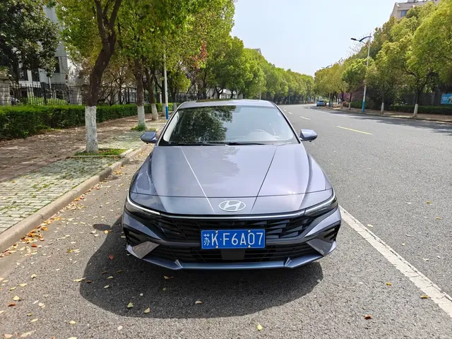 Hyundai Elantra 2023 Model 1.5L CVT LUX Premium Edition