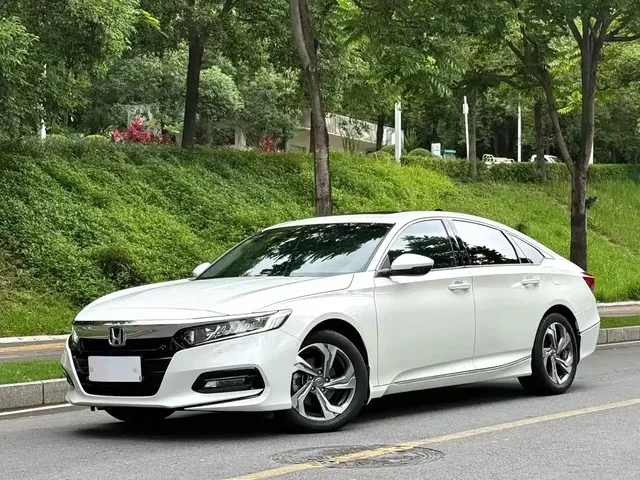 Honda Accord 2018 260TURBO Premium Edition China V