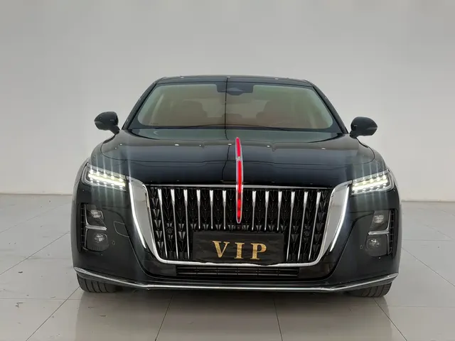 Hongqi H5 2024 2.0T Automatic Smart Connect Flag Enjoy Edition