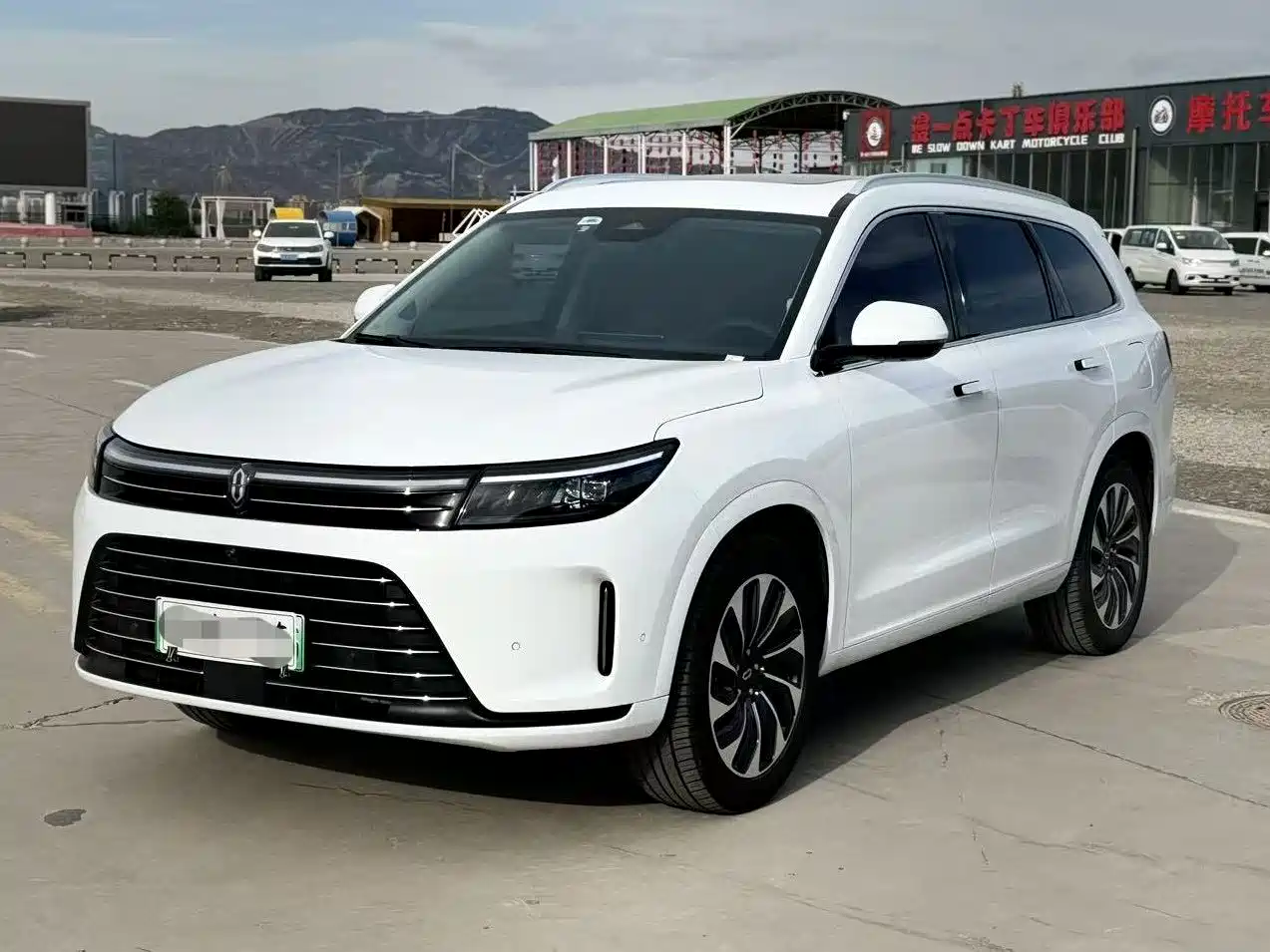AITO Wenjie AITO M7 2022 1.5T AWD Luxury Edition
