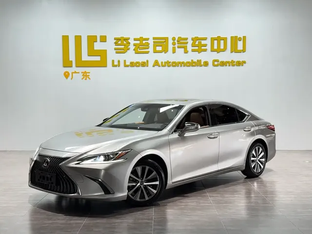 Lexus ES 2018 200 Excellence Edition China V