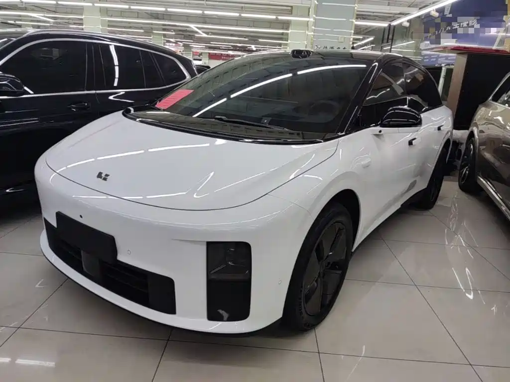 Li Auto i6 2025 2WD Base Model