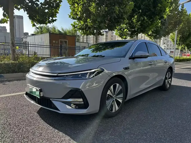 Geely Galaxy A7 2025 EM-i 150km Explorer+ Edition