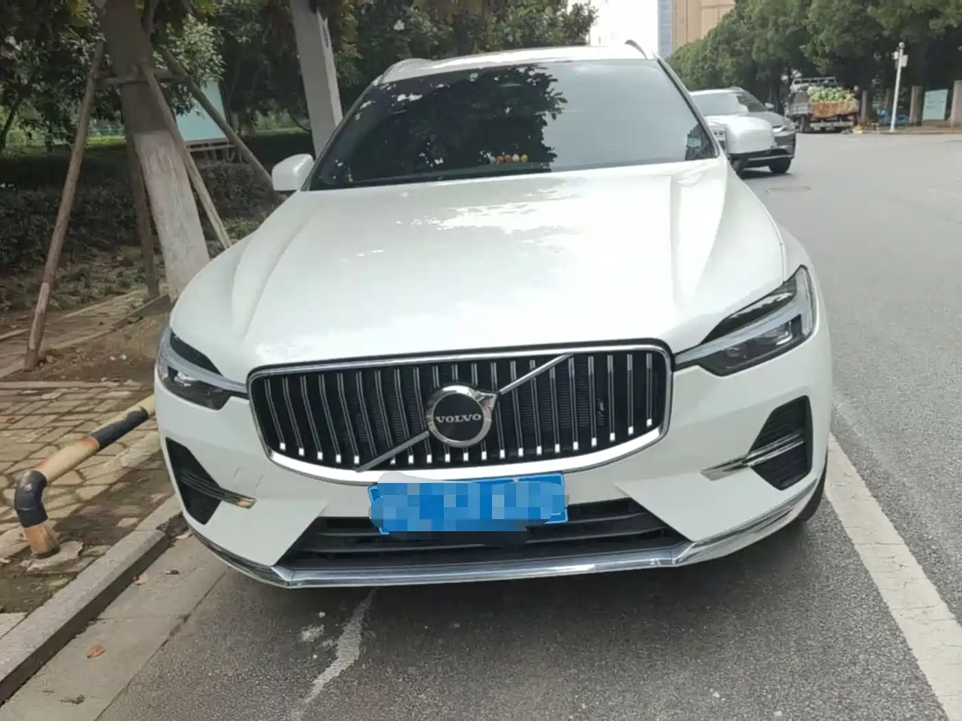 Volvo XC60 2025 B5 AWD Smart Luxury Edition