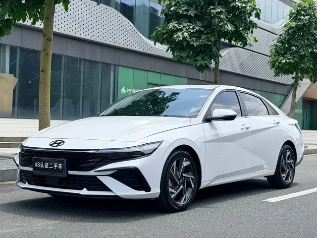 Hyundai Elantra 2023 Model 1.5L CVT LUX Premium Edition