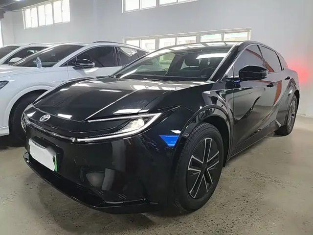 Toyota bZ5 2025 550 JOY