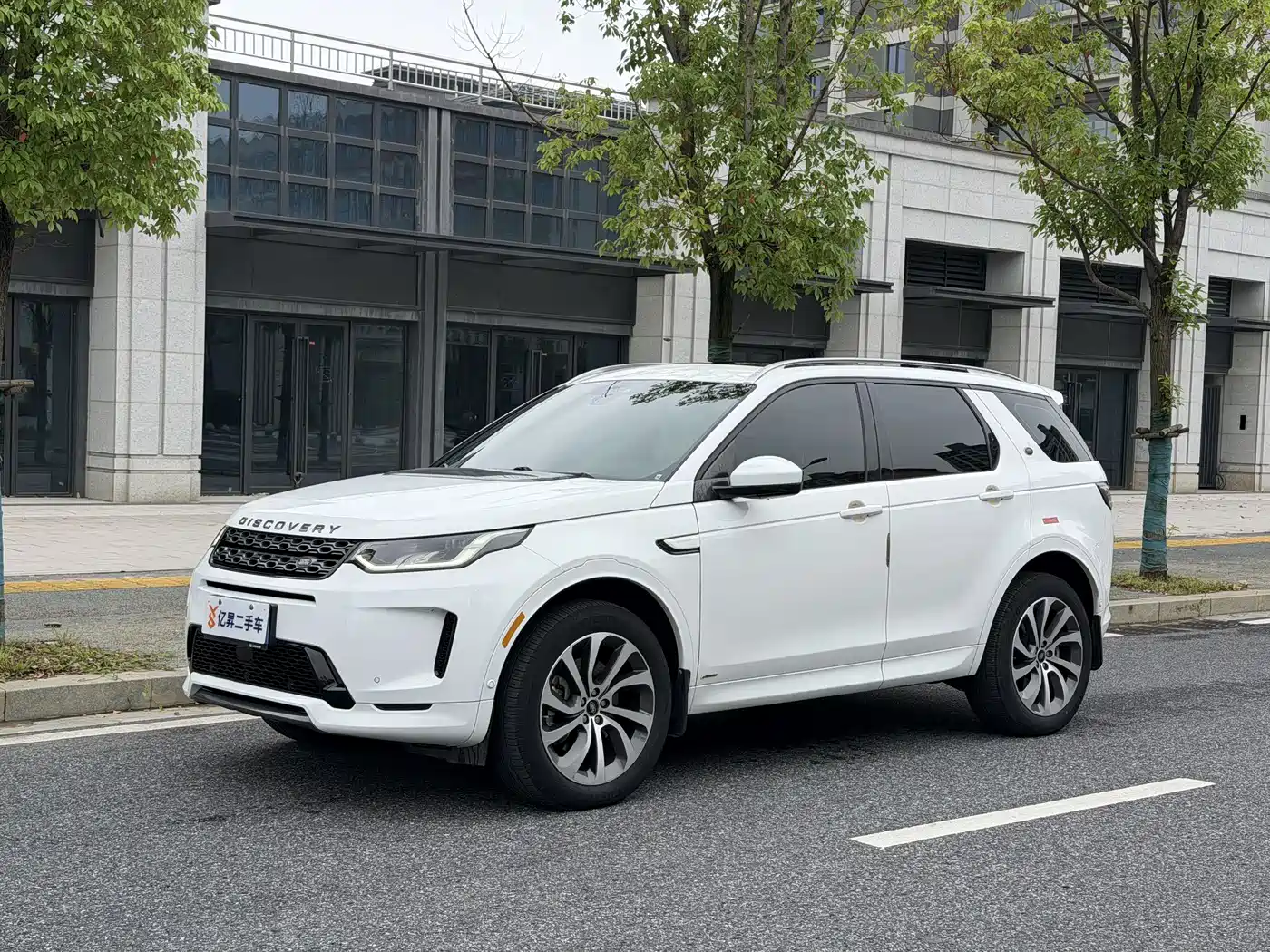 Land Rover Discovery Sport 2021 249PS R-Dynamic SE Performance Technology Edition 7-seater