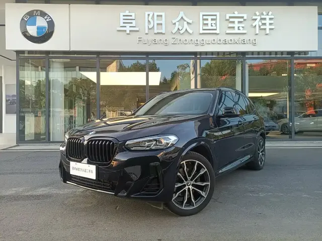 BMW X3 2023 xDrive30i Leading M Night Package