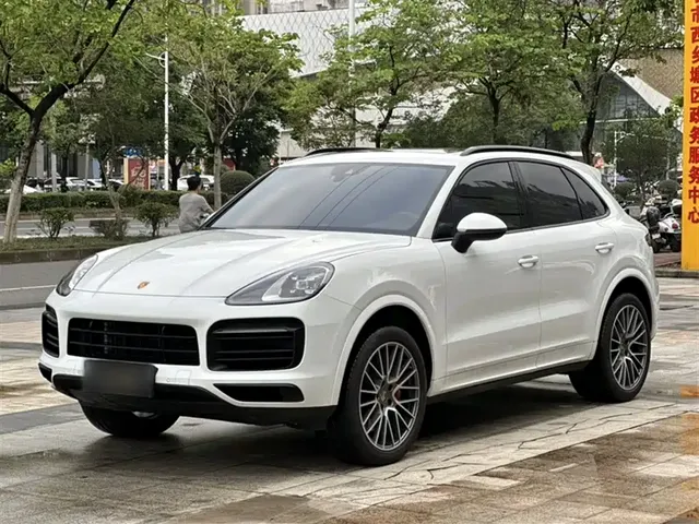 Porsche Cayenne 2023 Cayenne S 2.9T Platinum Edition