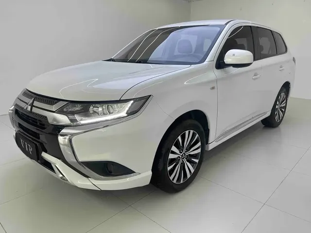 Mitsubishi Outlander 2021 2.0L 2WD Smooth Ride Version 5-Seater