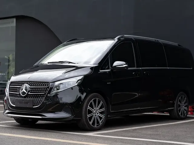 Mercedes-Benz V-Class 2024 V 300 L Long Wheelbase Premium