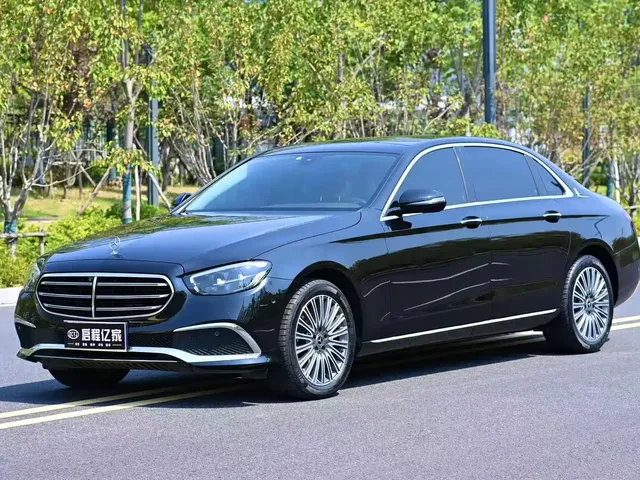 Mercedes-Benz E-Class 2023 E 300 L Fashion
