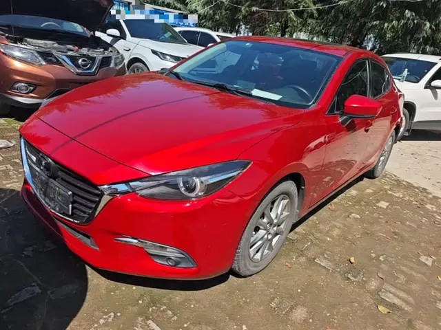 Mazda 3 Axela 2017 Sedan 1.5L Automatic Luxury China V