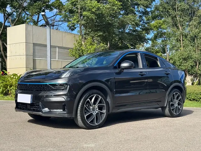 Lynk & Co 05 2022 2.0TD 2WD Shine Halo