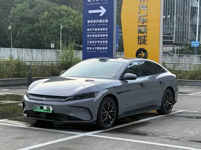 BYD Han 2025 DM-i Smart Driving Edition 125KM Honor
