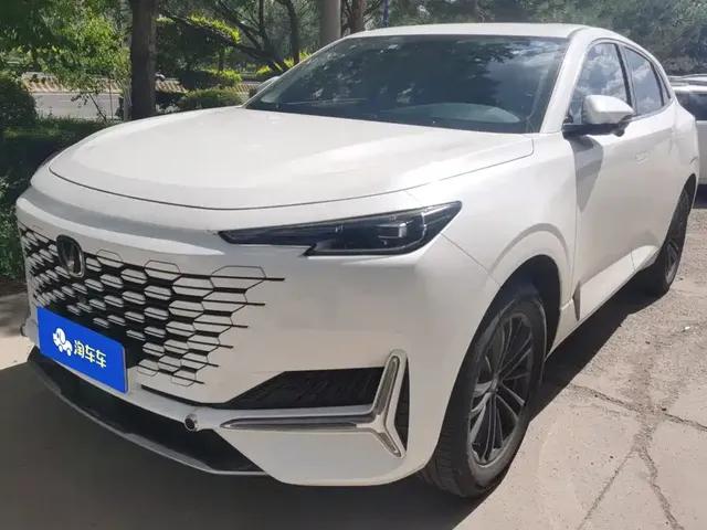 Changan UNI-K 2023 2.0T FWD Joy Style