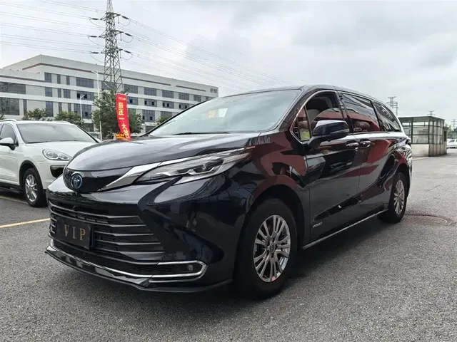 Toyota Sienna 2021 2.5L Hybrid Comfort Edition