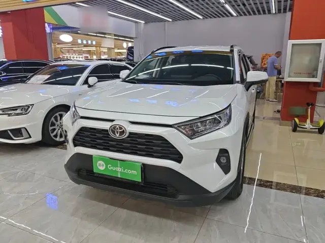 Toyota RAV4 Rongfang 2023 2.0L CVT 2WD Urban Edition