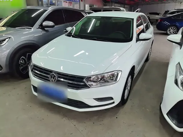 Volkswagen Bora 2018 1.5L Automatic Fashion