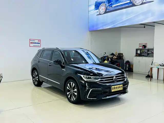 Volkswagen Tiguan L 2023 330TSI Auto 2WD R-Line Premium Edition