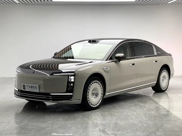 Zunjie S800 2025 Model Extended Range Starlight Executive Edition 4-seater