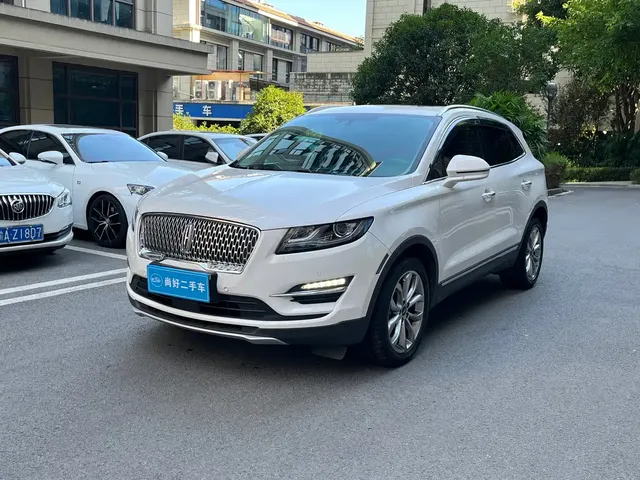 Lincoln MKC 2019 2.0T 4WD Premium Elegance Edition China VI
