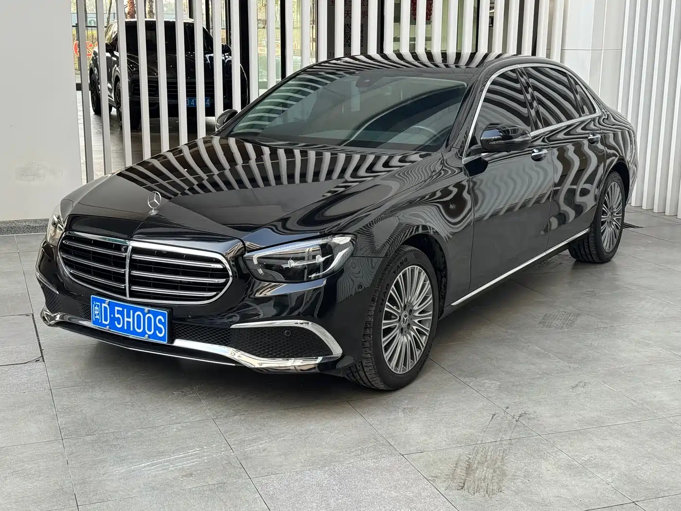 Mercedes-Benz E-Class 2022 E 300 L Fashion