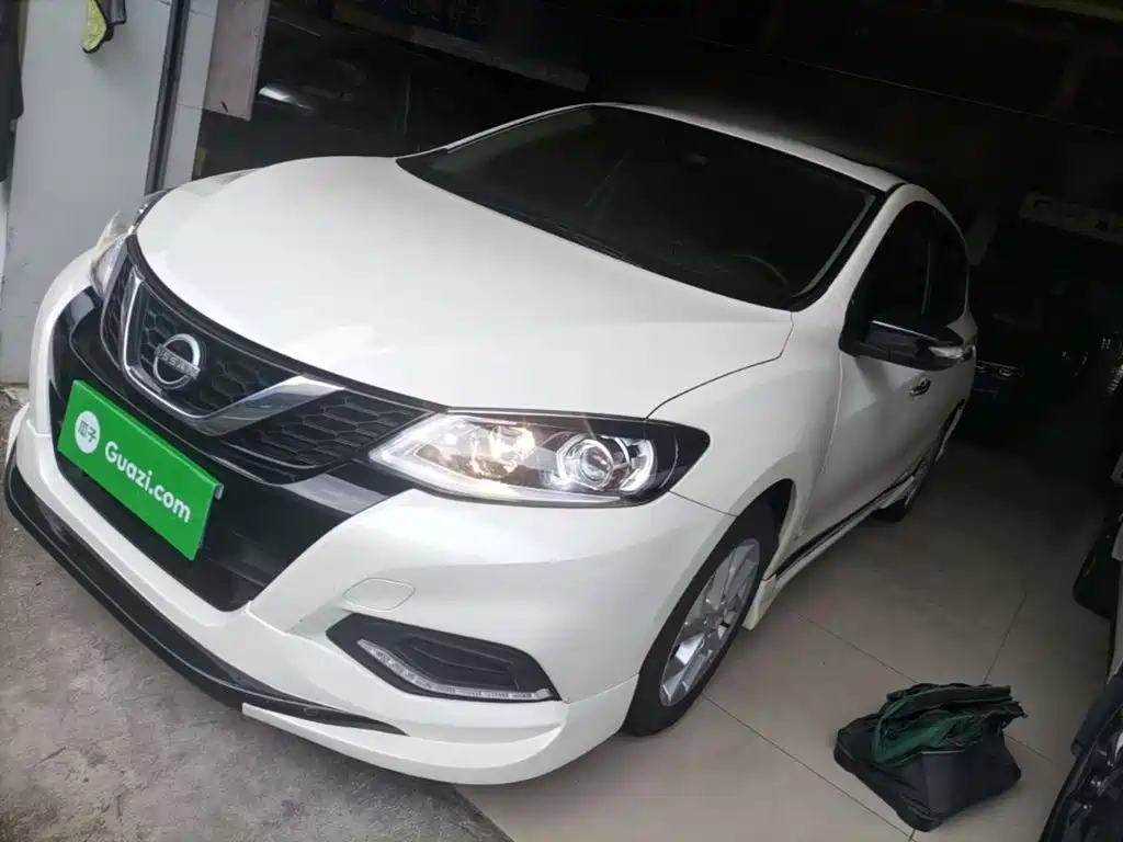Nissan Tiida 2024 1.6L CVT Smart Drive Edition