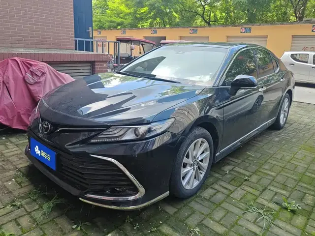 Toyota Camry 2021 2.0G Luxury Edition