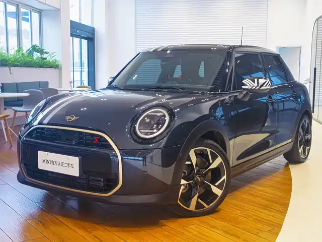 MINI MINI 2025 Model 2.0T COOPER S Artist 5-Door