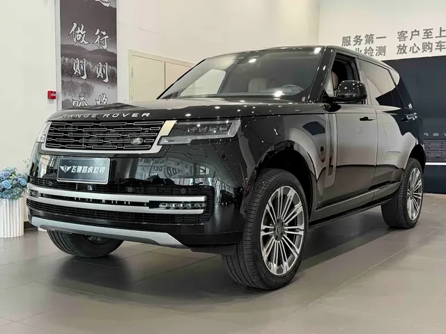 Land Rover Range Rover 2024 3.0 L6 400PS Golden Age Extended 7-Seater