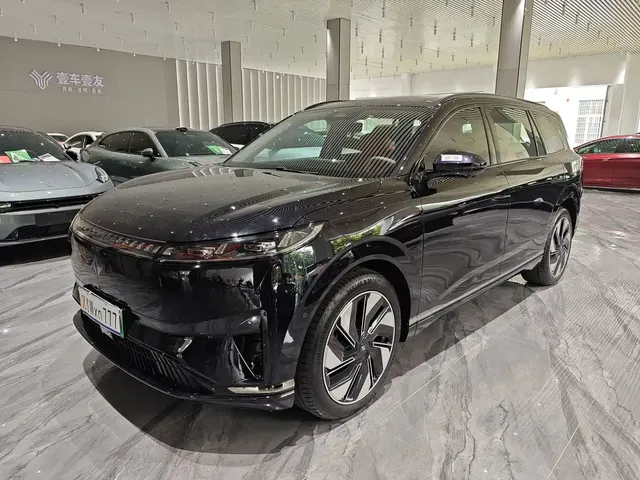Dongfeng Yipai eπ008 2024 210Max Range Extender 6-Seater