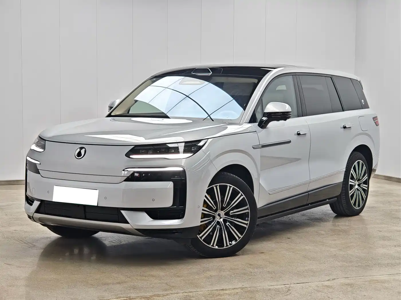 Denza D9 2025 Model DM-i Smart Drive Edition 1020 AWD Flagship