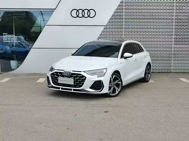 Audi A3 2025 Facelift Sportback 35TFSI Flying Spur Premium