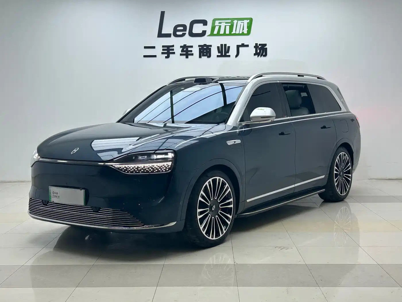 AITO Wenjie AITO M9 2024 Extended Range Ultra 42kWh 6-Seater