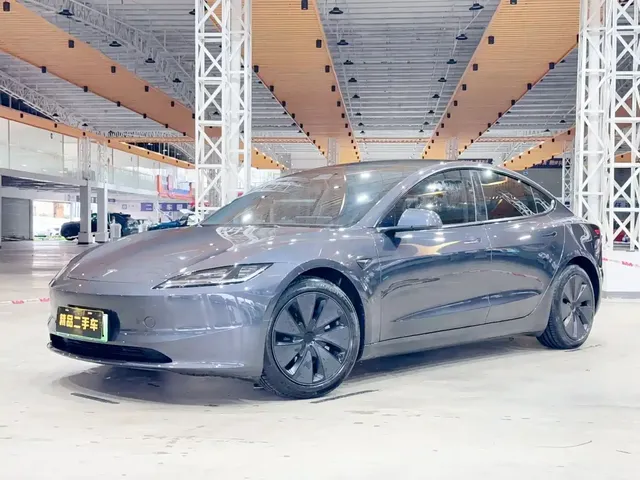 Tesla Model 3 2023 Long Range All-Wheel Drive