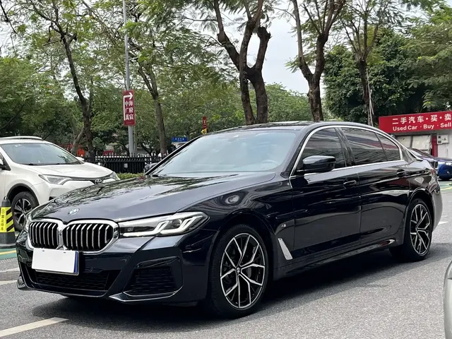 BMW 5 Series 2023 Facelift 530Li Leading M Sport Package