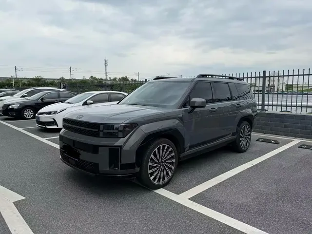 Hyundai Santa Fe 2024 2.0T Explorer Pro