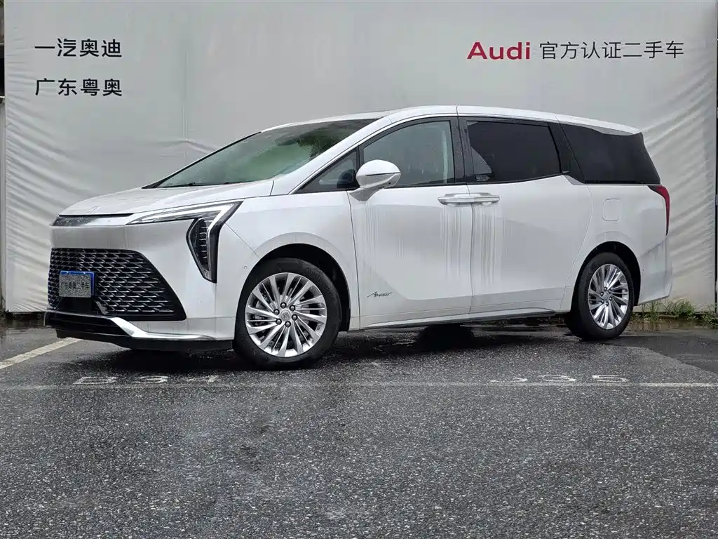 Buick Century 2025 2.0T 7-Seater World Edition