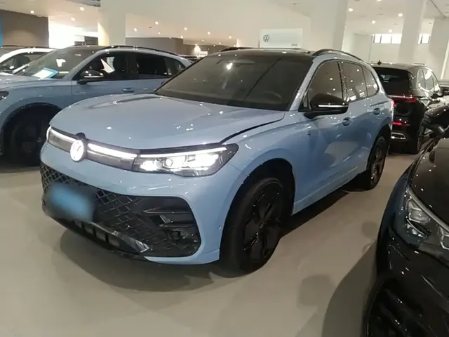 Volkswagen Tiguan L 2024 PRO 380TSI 4WD R-Line Premium Edition