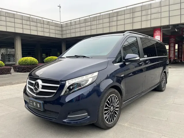 Mercedes-Benz V-Class 2018 V 260 L Premium Long Wheelbase Edition China VI