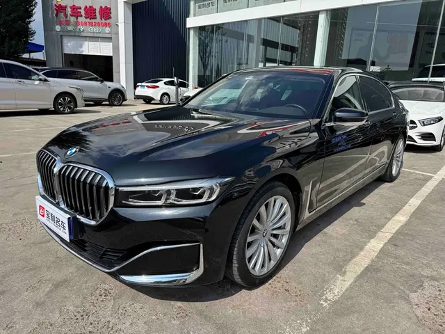 BMW 7 Series 2019 730Li Luxury Package