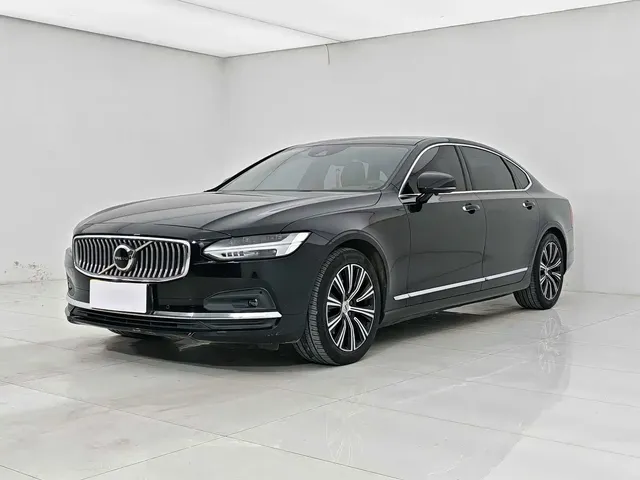 Volvo S90 2021 Model B5 Momentum Luxury Edition