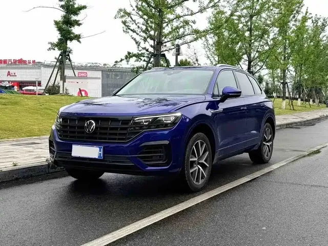 Volkswagen Touareg 2021 3.0TSI R-Line Classic Sport Package