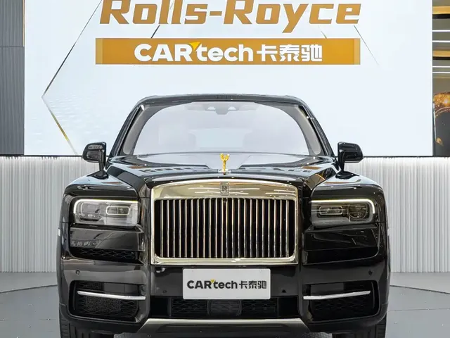 Rolls-Royce Cullinan 2018 5-Seater Version