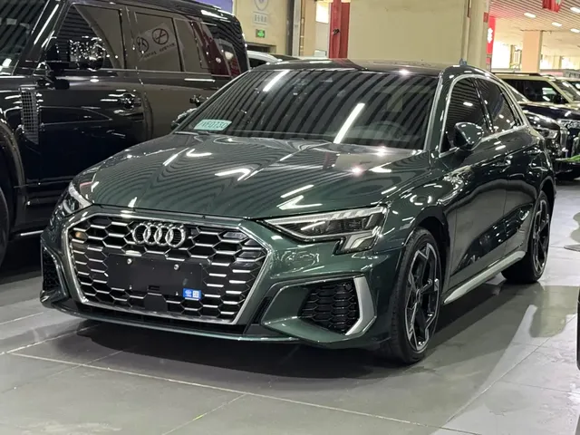 Audi A3 2024 Model Sportback 35 TFSI Luxury Sport
