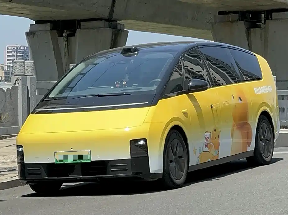 Li Auto MEGA 2024 Ultra